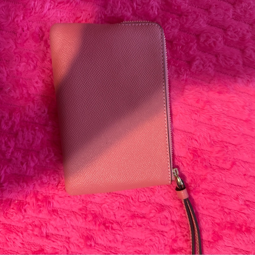 Elegant Pink Women's Wallet